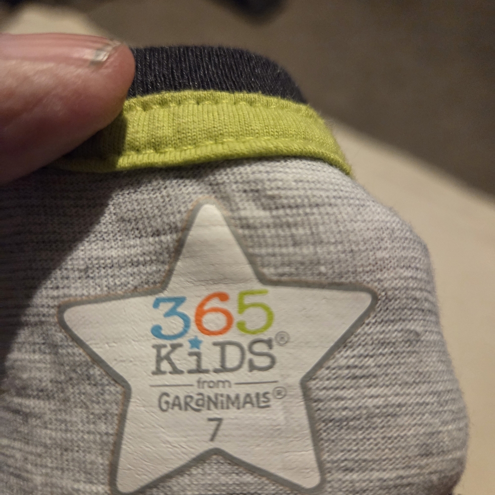 365 Kids by Garanimals Gray Short Sleeve Tee